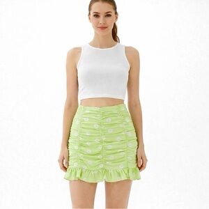 Urban Outfitters Mini Skirt Size Small - Green Daisy Print Ruffle Hem Mini Skirt